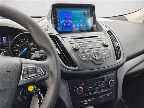 Used 2018 Ford Escape SE FWD image 11