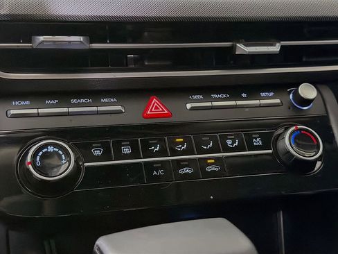 Used 2025 Hyundai Sonata SE image 19