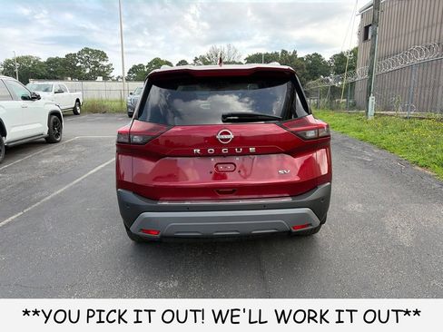 Used 2023 Nissan Rogue SV w/ SV Premium B Package FWD image 5