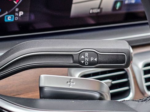 New 2026 Mercedes-Benz GLE 450 4MATIC image 24