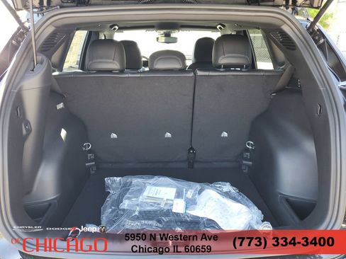 New 2026 Jeep Compass Latitude AWD/4WD image 8