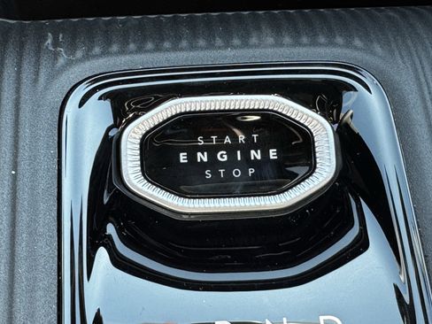 New 2026 Jeep Cherokee Laredo image 21