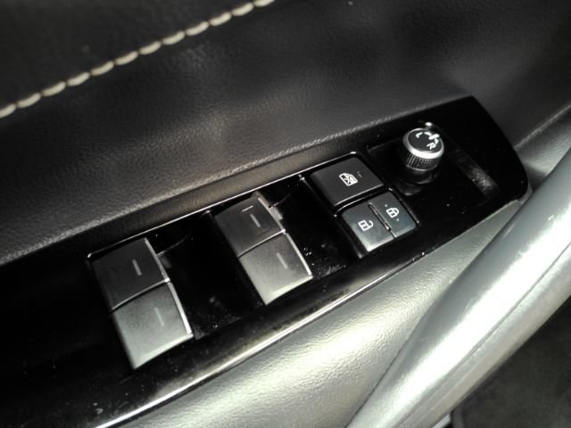 Used 2021 Toyota Corolla SE FWD image 31