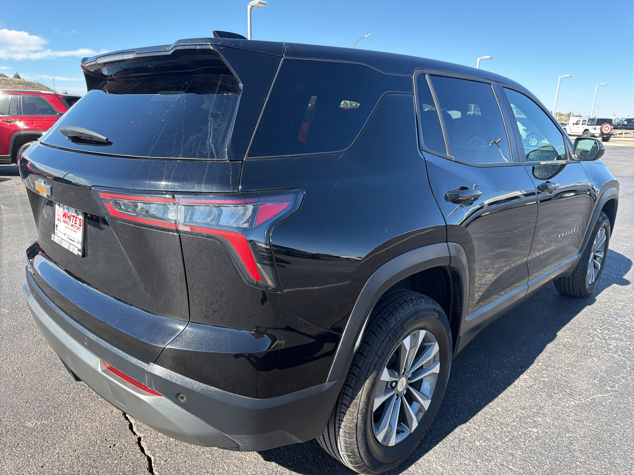 Used 2026 Chevrolet Equinox LT AWD/4WD image 5