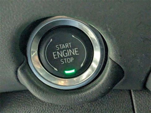 Used 2025 Chevrolet Tahoe High Country image 26