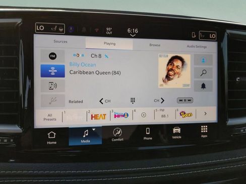 New 2026 Chrysler Pacifica Select image 19