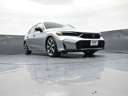Certified 2025 Honda Civic Sport Touring image 26