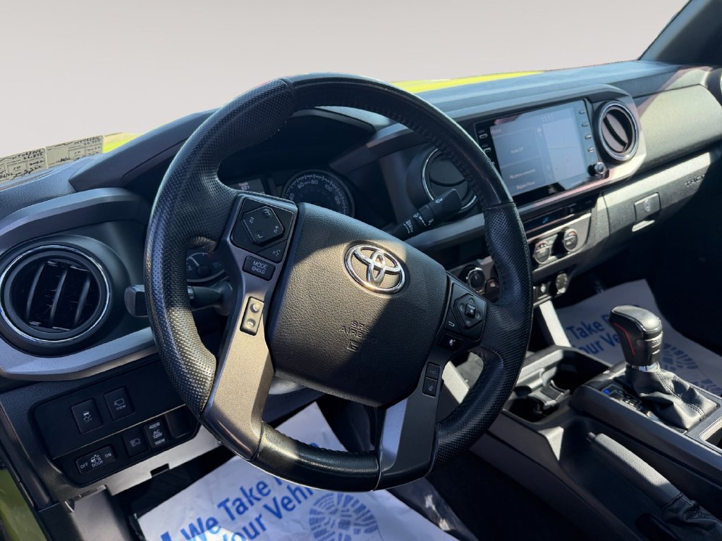 Used 2022 Toyota Tacoma TRD Pro AWD/4WD image 12