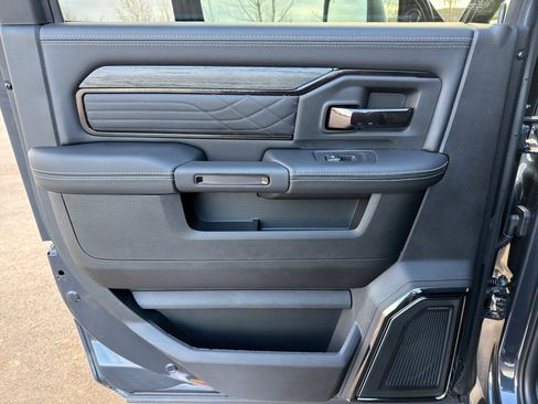 New 2026 RAM 3500 Limited AWD/4WD image 16