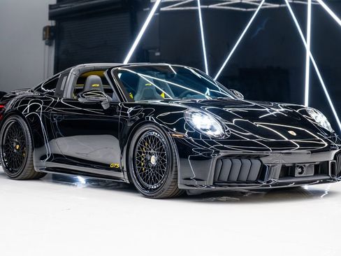 Used 2026 Porsche 911 Targa 4 GTS AWD/4WD image 1