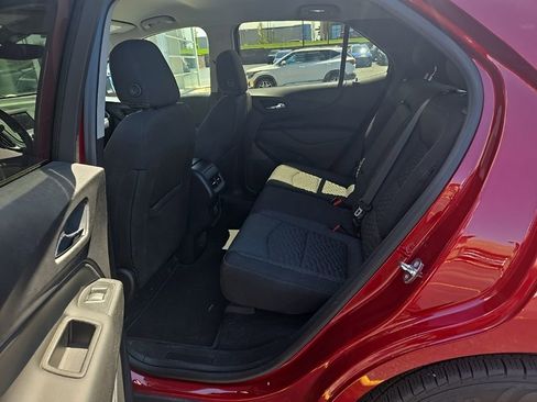 Used 2020 Chevrolet Equinox LT w/ Driver Convenience Package AWD/4WD image 10