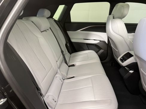 Used 2024 Cadillac Lyriq Sport RWD image 14