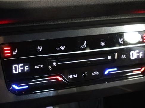 Used 2022 Volkswagen Tiguan SEL R-Line AWD/4WD image 26