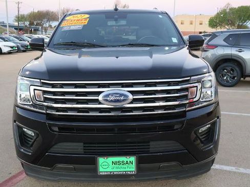 Used 2021 Ford Expedition XLT w/ Black Accent Package image 4