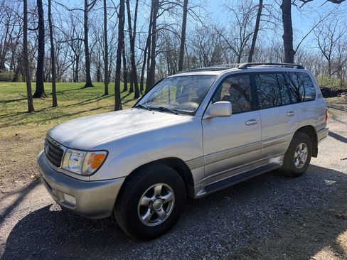 Used 2001 Toyota Land Cruiser image 20