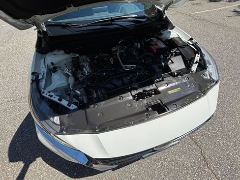 Used 2025 Nissan Altima 2.5 SV FWD image 28