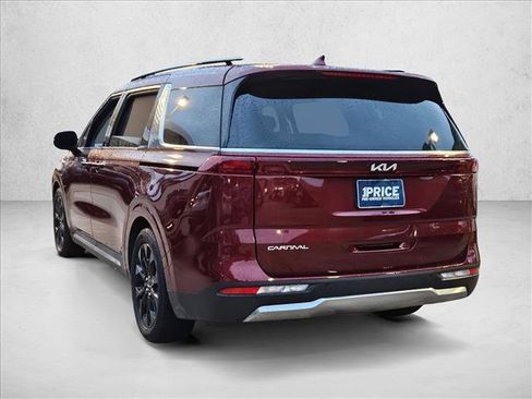 Used 2024 Kia Carnival SX image 7