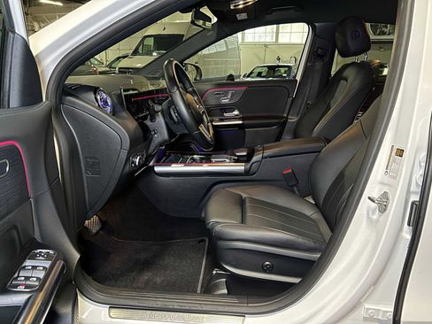 Certified 2023 Mercedes-Benz GLA 250 4MATIC image 23