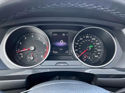 Used 2019 Volkswagen Tiguan SE image 25