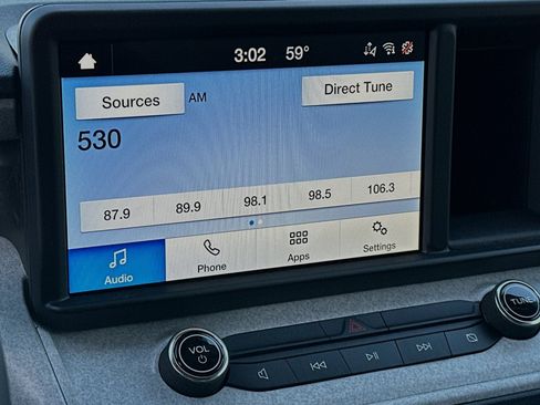New 2024 Ford Maverick XLT w/ XLT Luxury Package FWD image 16