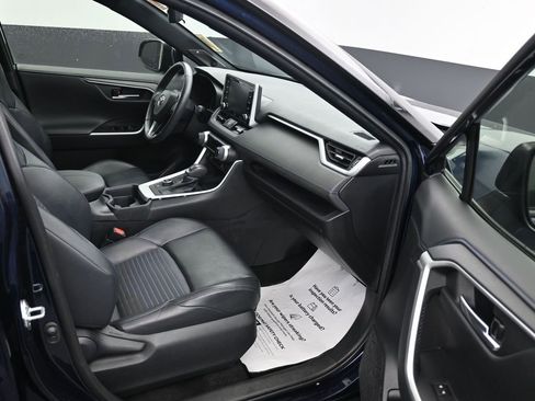 Used 2021 Toyota RAV4 XSE image 14