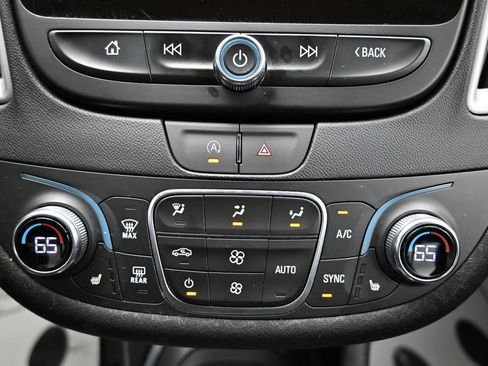Used 2024 Chevrolet Malibu LT FWD image 18