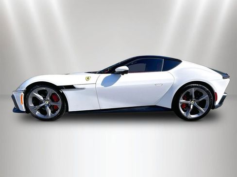 Used 2026 Ferrari 12Cilindri image 5