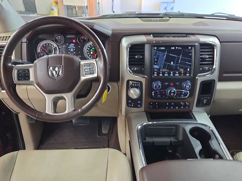 Used 2018 RAM 1500 Laramie image 2