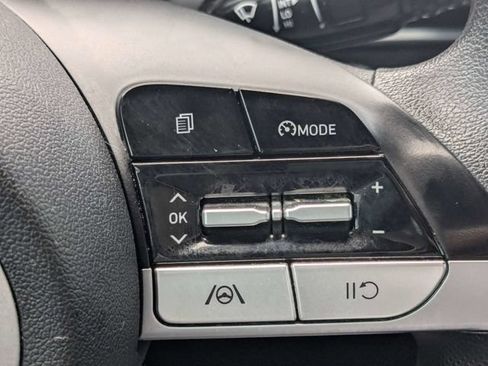 Used 2022 Hyundai Elantra SEL w/ Cargo Package FWD image 23