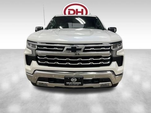 Used 2022 Chevrolet Silverado 1500 LTZ w/ LTZ Premium Package AWD/4WD image 6