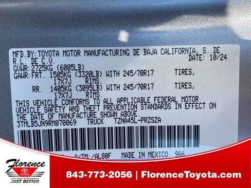 Used 2024 Toyota Tacoma SR5 AWD/4WD image 21