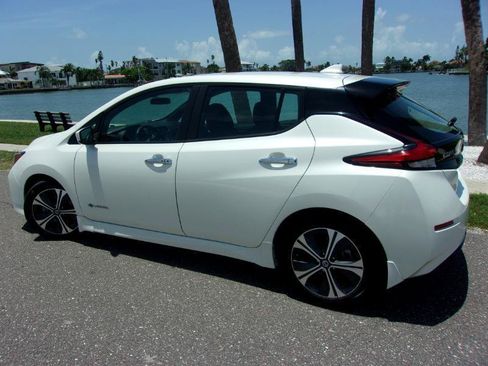 Used 2018 Nissan Leaf SV FWD image 36