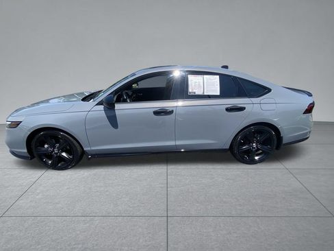 Used 2025 Honda Accord Sport image 4