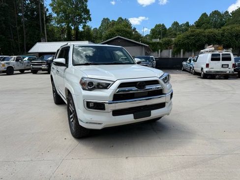Used 2023 Toyota 4Runner Limited AWD/4WD image 13