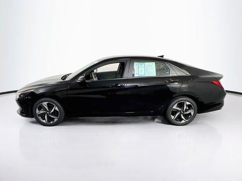 Used 2023 Hyundai Elantra SEL w/ Convenience Package FWD image 8