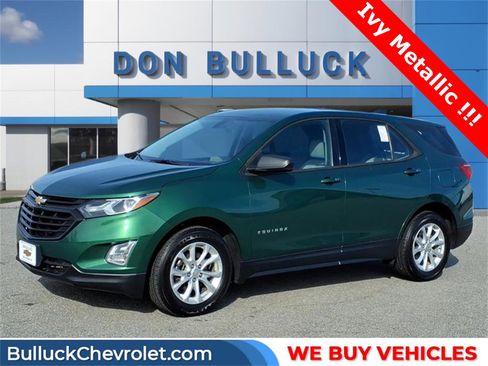 Used 2018 Chevrolet Equinox LS image 1