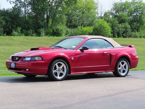 Used 2004 Ford Mustang GT RWD image 27