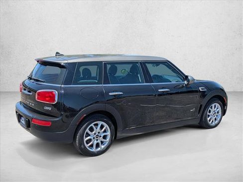 Used 2017 MINI Cooper Clubman ALL4 AWD/4WD image 5