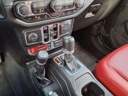 Used 2024 Jeep Wrangler Unlimited Rubicon 392 image 26