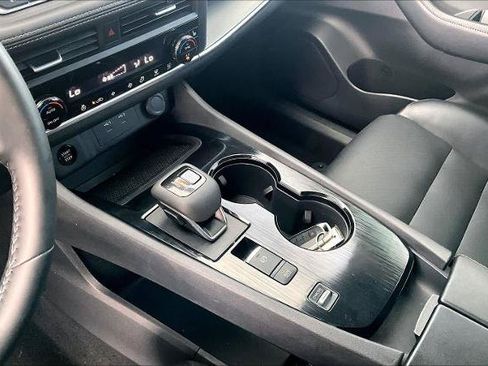 Certified 2026 Nissan Rogue SV w/ SV Premium Package FWD image 17