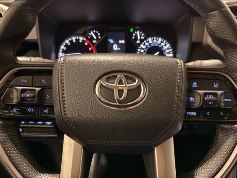 Used 2022 Toyota Tundra SR5 w/ TRD Sport Premium Package AWD/4WD image 18