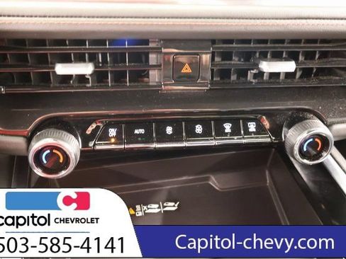 Used 2025 Chevrolet Suburban RST w/ Comfort Package AWD/4WD image 22