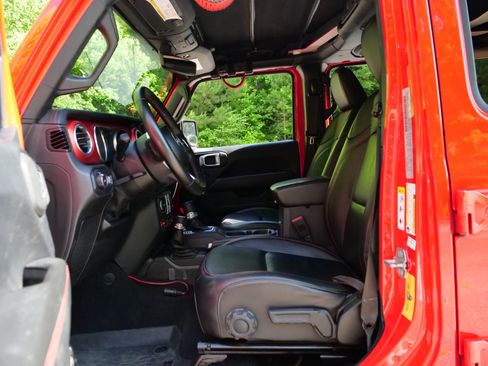 Used 2018 Jeep Wrangler Unlimited Rubicon AWD/4WD image 20