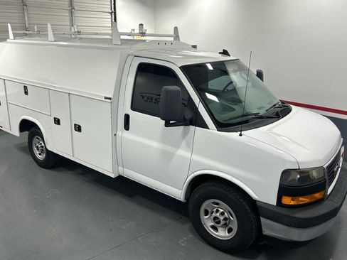 Used 2020 GMC Savana 3500 w/ Power Convenience Package image 15