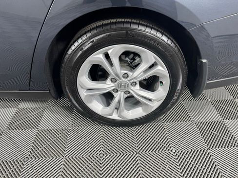 Used 2025 Honda Accord LX image 31