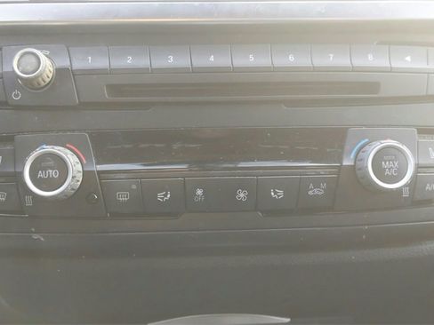 Used 2015 BMW 320i Sedan image 22