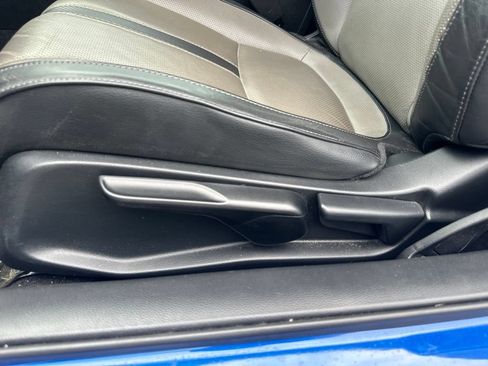 Used 2018 Honda Civic EX-L image 17
