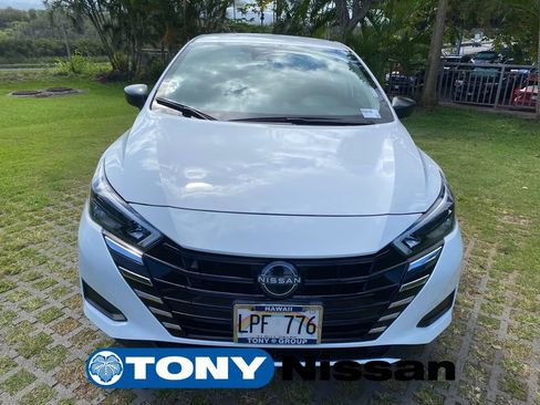 Used 2025 Nissan Versa S w/ Trunk Package FWD image 2