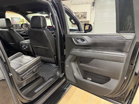 Used 2021 GMC Yukon XL SLT RWD image 17