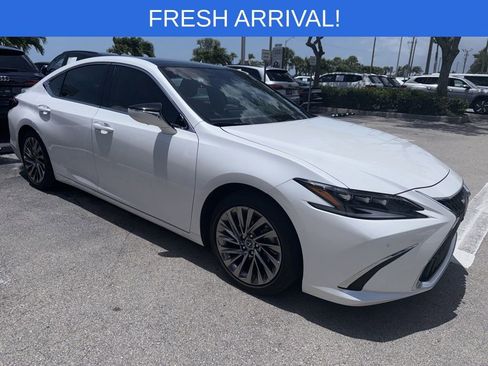 Used 2024 Lexus ES 350 Ultra Luxury w/ Accessory Package (Z2) FWD image 1